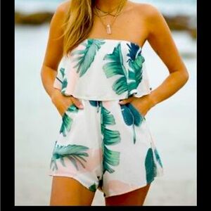 Latist’e Tropical Leaf Print Strapless Romper NWT SZ M